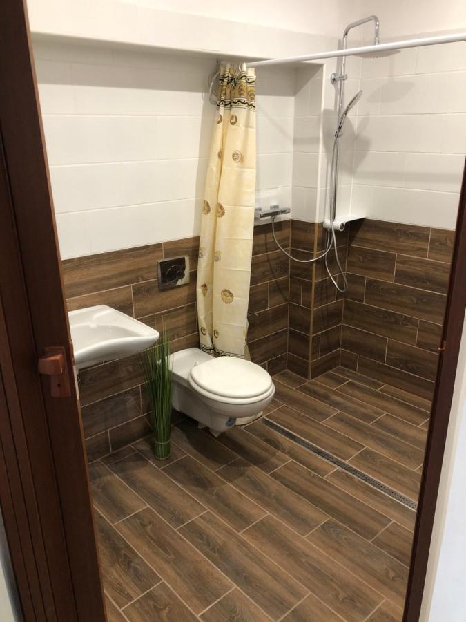 Tiszabábolna Pontyhalasz Vendeghaz מראה חיצוני תמונה